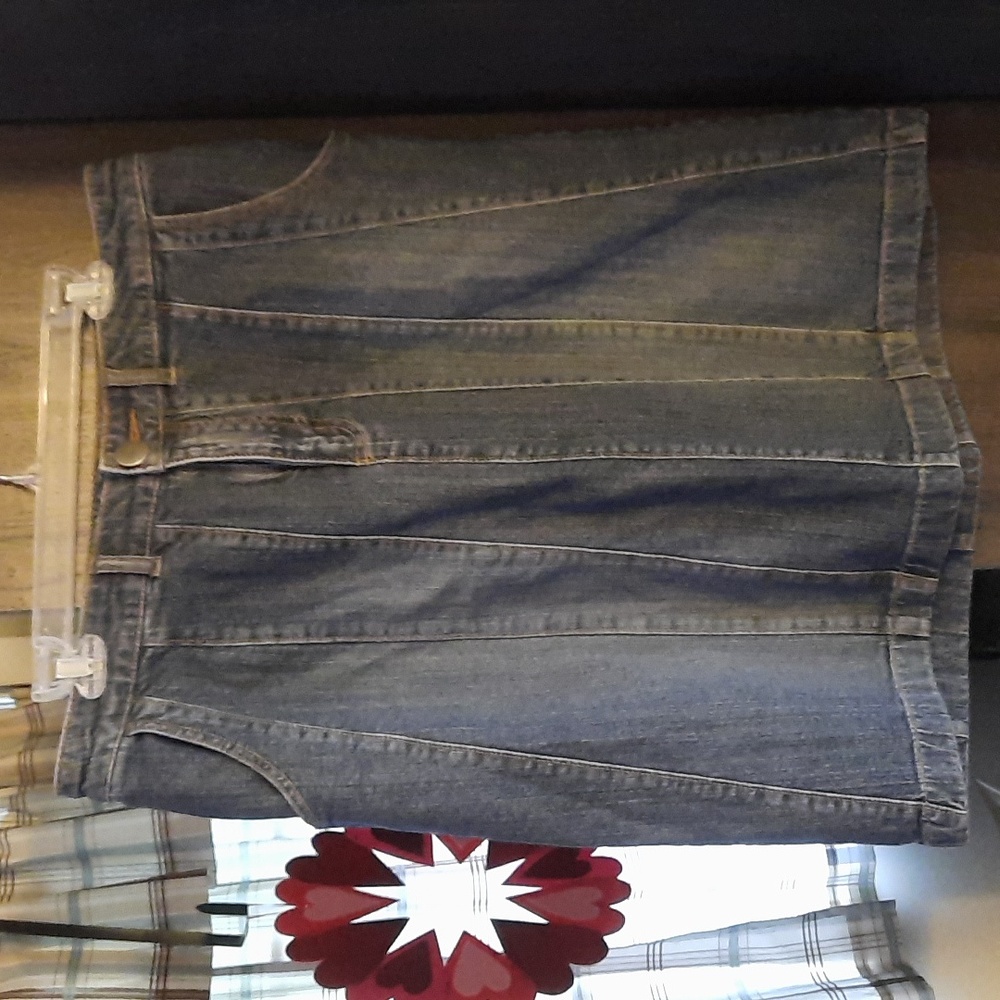 Detailed Denim Skirt
